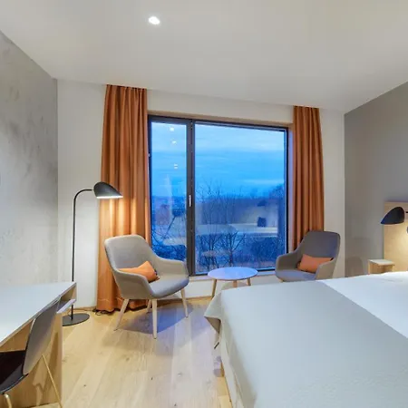 Hotel Ydalir 4*